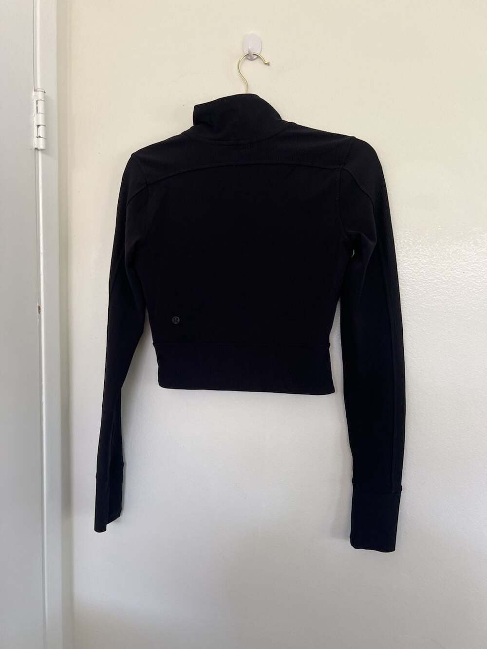 Lululemon All Aligned Mock Neck Long Sleeve Top 6 Athleisure Cropped W3DKZS